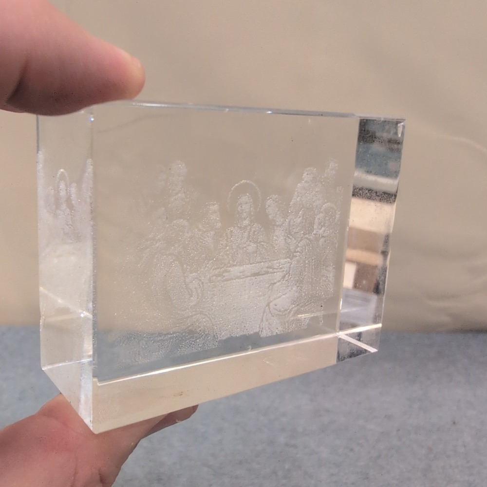 The Last Supper 3D Laser Etched Clear Crystal Paperweight Religious Block - Picture 2 of 5